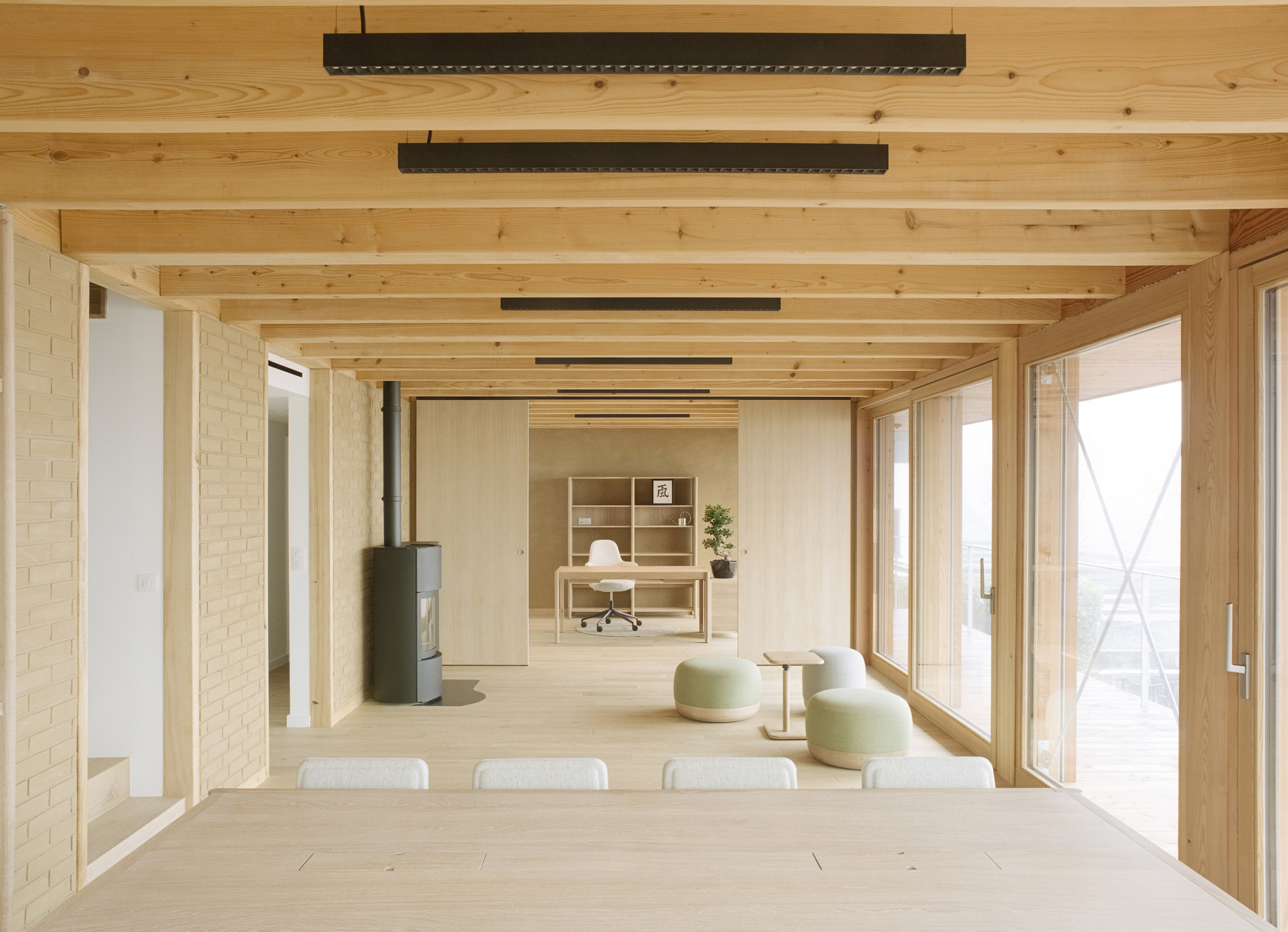 LIGHT-RVB-GP-mayker-bureaux_saverne-002